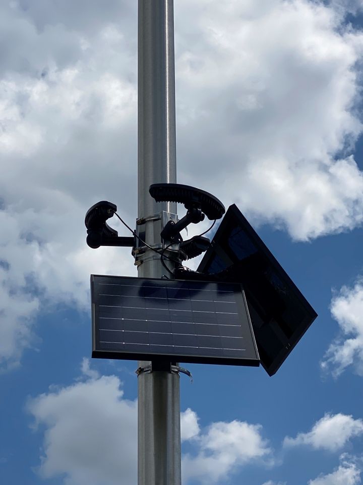 1980lm Solar LED Flag Pole Light for Outdoor Illumination