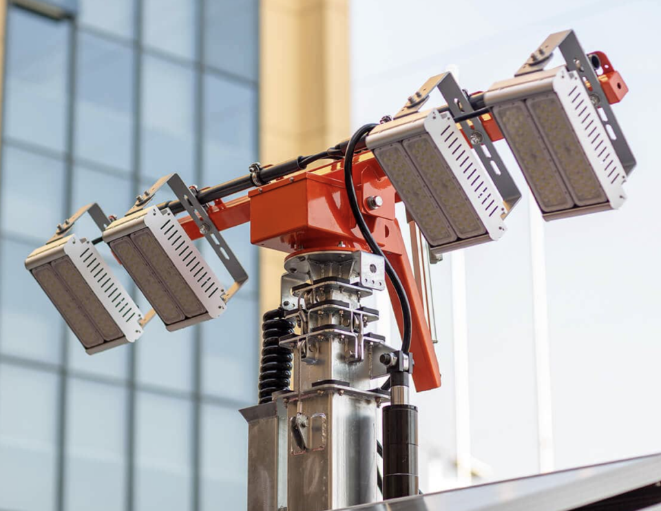 Mega600 Solar Powered Light Tower