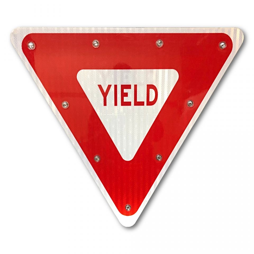 30" Solar Flashing Yield Sign for Traffic Safety